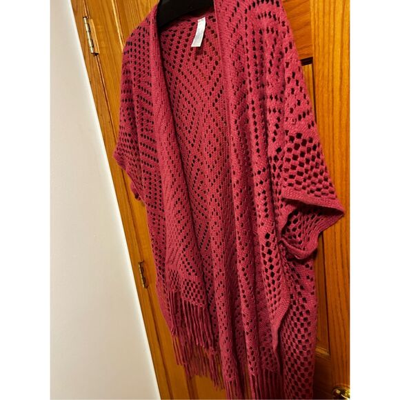 Just Be Crocheted & Fringed Boho Kimono Shawl One Size - Picture 6 of 7